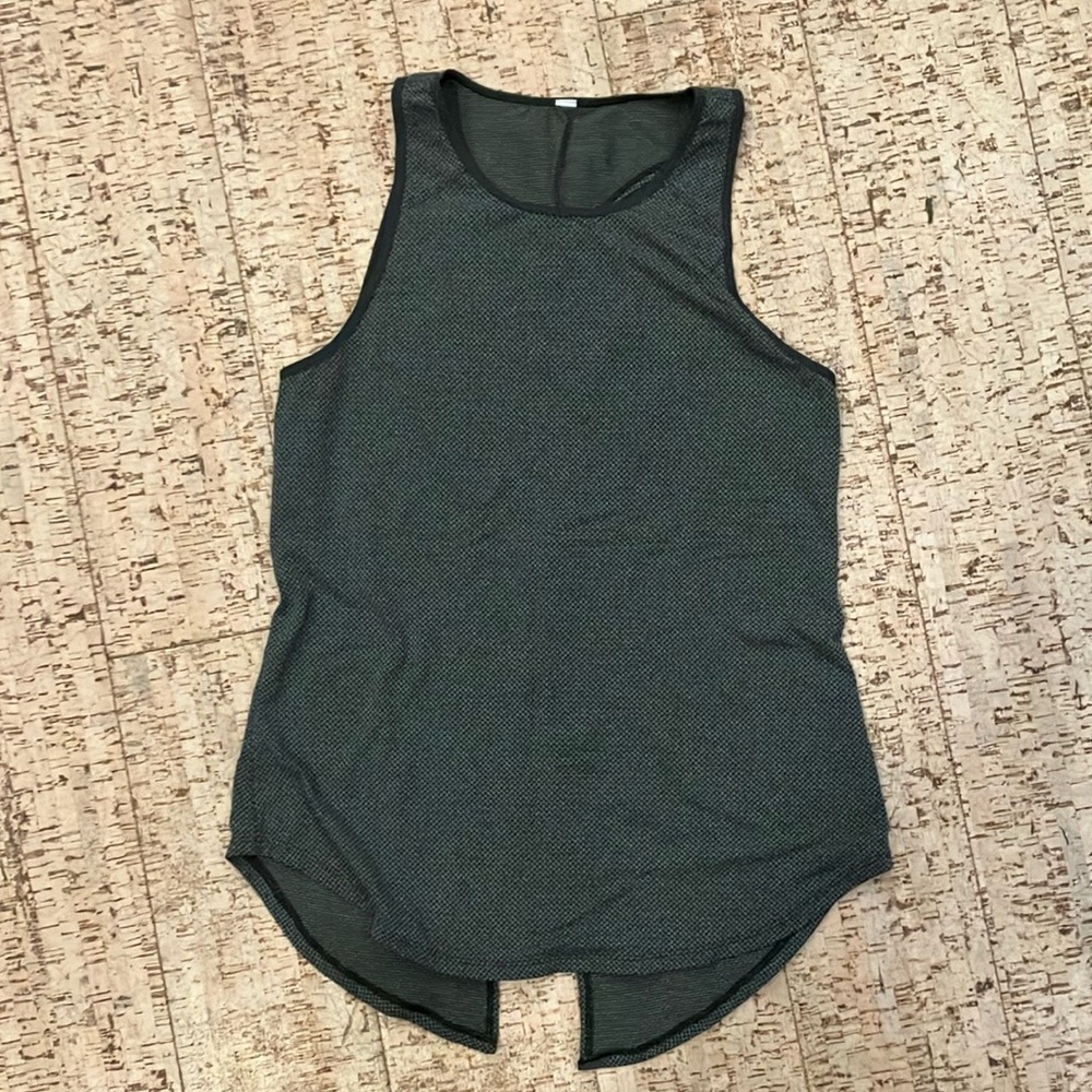 Lululemon Open up Tank